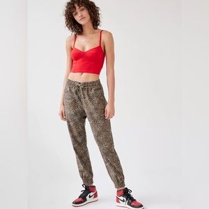 Aritzia TNA Leopart Print Alex Jogger Pant